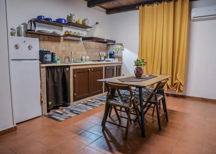 La Folkloressa Apartments